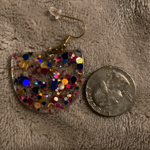 Arabella Galleria Earrings - Picture 6 of 6